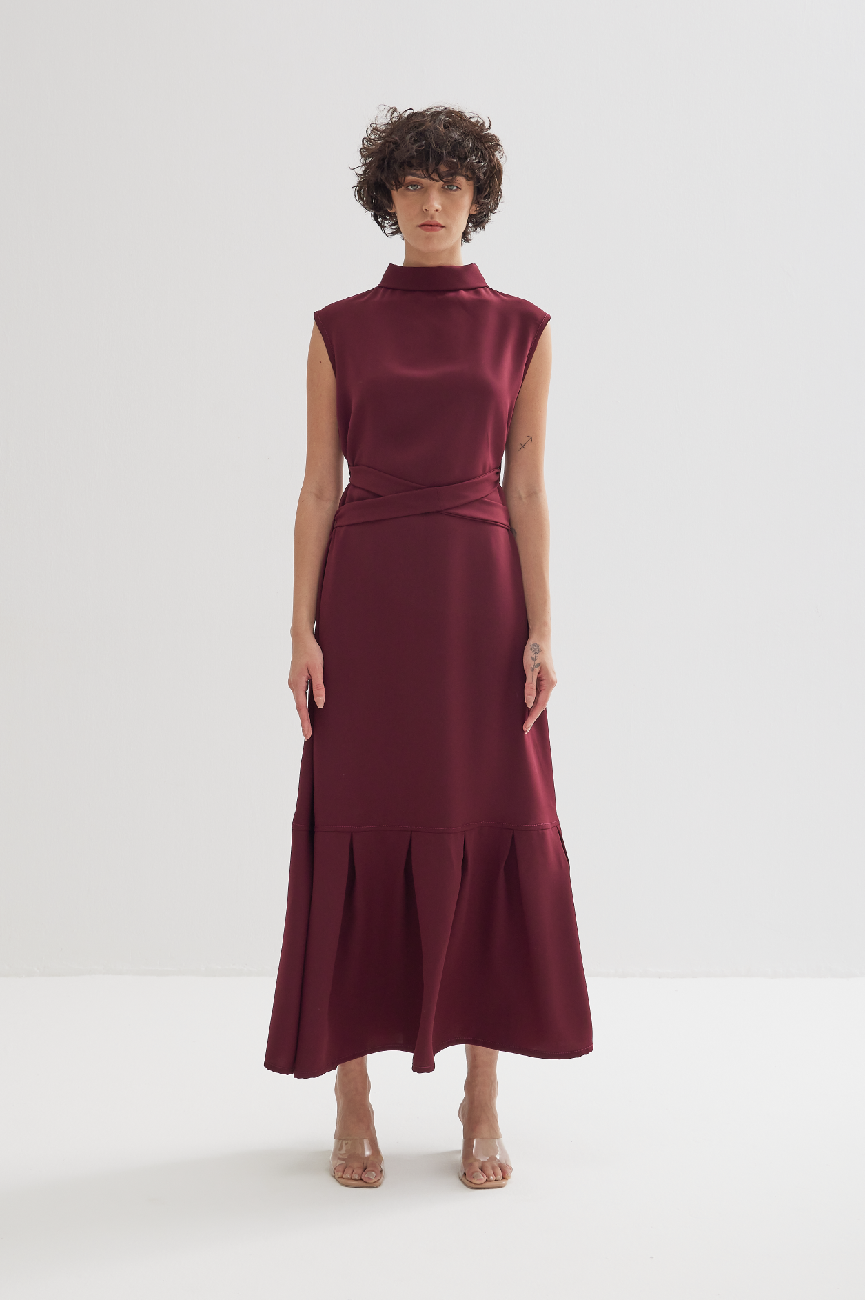 High Neck Sleeveless Dress in Maroon