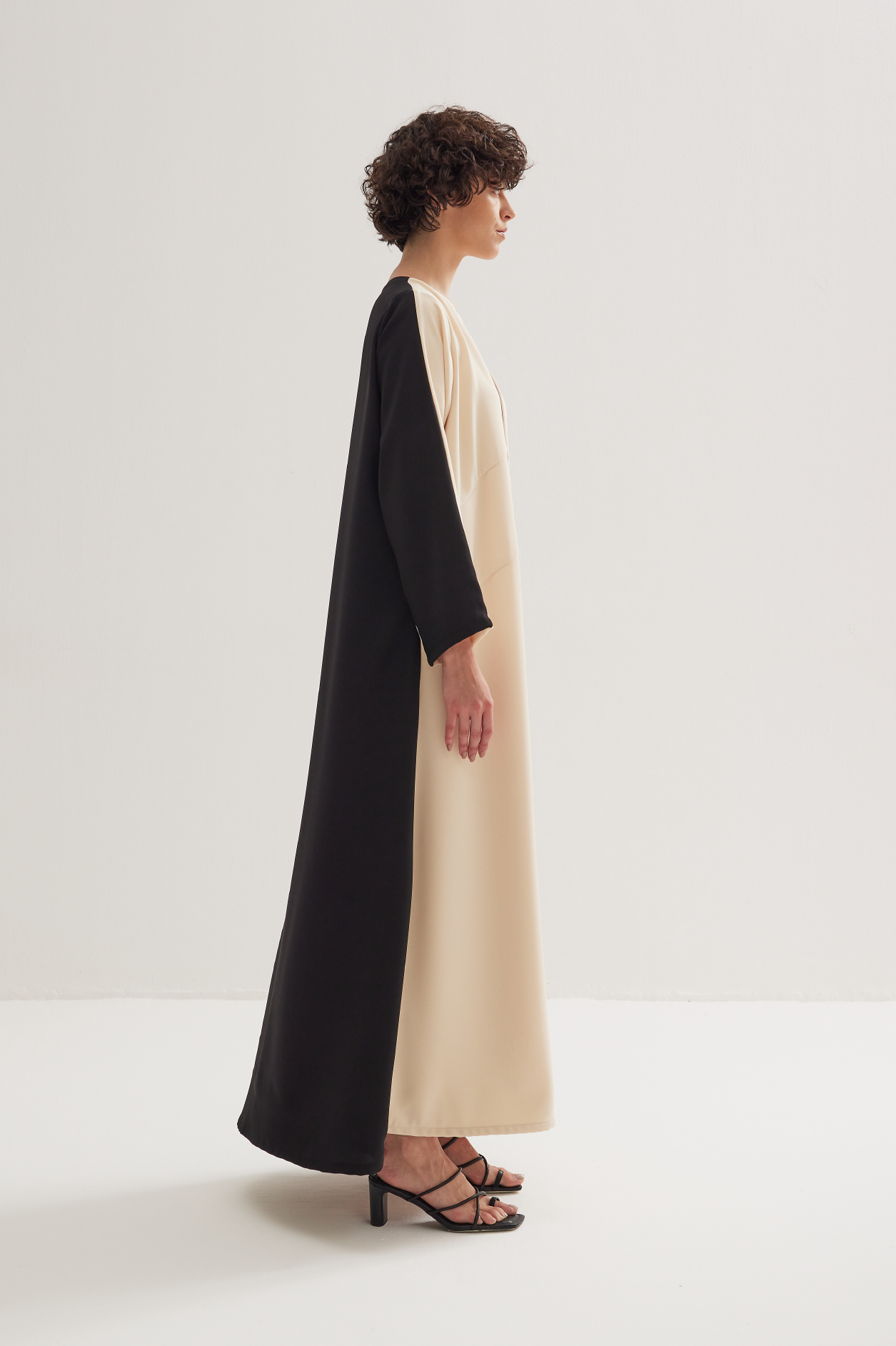 Two-Tone Abaya in Cream