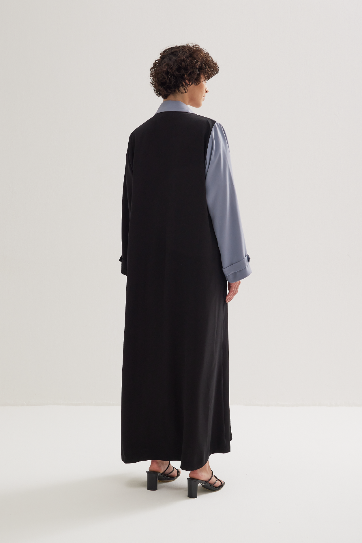 Coat Abaya in Greyish Blue and Black